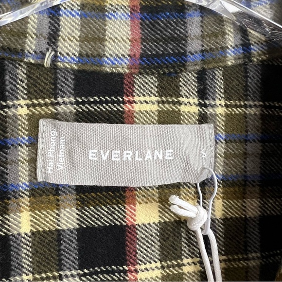 NWT EVERLANE The Boxy Flannel Button Down Shirt Small - Picture 4 of 13
